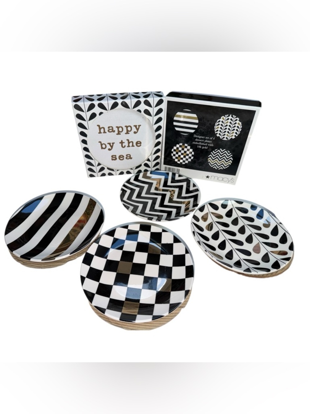 Macy's Designer Set of 4 Dessert Plate 6' Embellished with 14k Gold Boxed